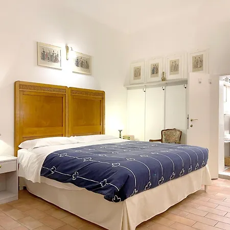 Lombarde 30 Near Piazza Il Campo Сиена
