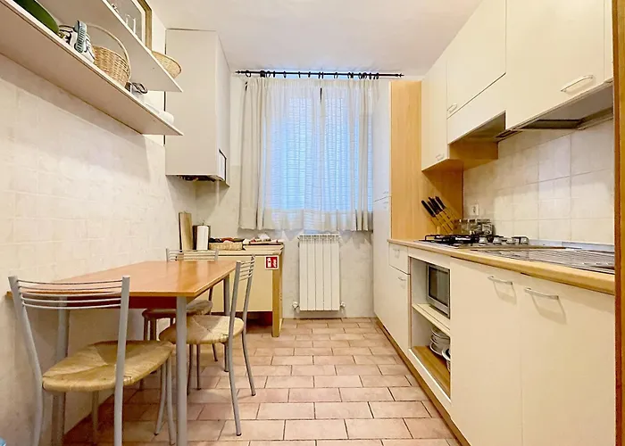 Apartamento Lombarde 30 Near Piazza Il Campo